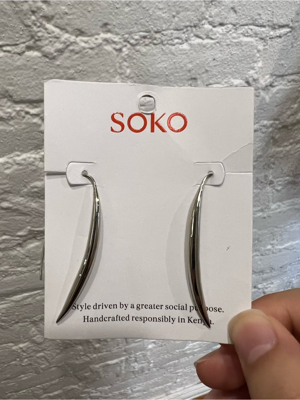 SOKO Petite Bow Earrings in Silver